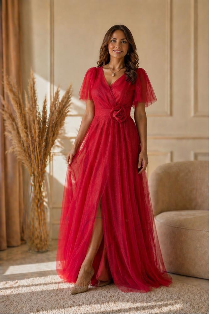 Dlhé červené spoločenské šaty na svadbu s tylom